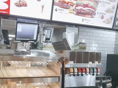 -汉堡王(梅村服务区南店)