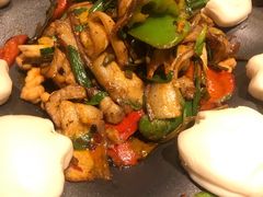 回锅肉-呱呱叫民俗风味主题餐厅(沣峪口店)