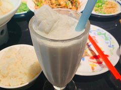 冰爽的椰子奶昔-老头儿油爆虾·知味杭州(爱琴海购物中心)