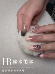 点击看大图 -赫本轻奢美颜中心