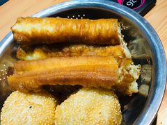 -弄堂咪道-饭香·面香·馄饨香(兴梅店)