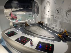 -MINI MARS KIDS CLUB亲子家庭中心(长宁天山店)
