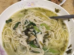 -明呈黄鱼面馆(斜土路店)