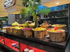 -五月罗马海鲜自助餐厅(月星环球港店)