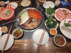 -周师兄大刀腰片火锅(洪崖洞旗舰店)