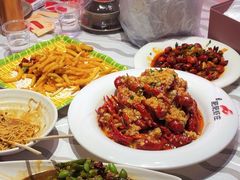 -肥肥虾庄·金牌油焖大虾(首义路店)
