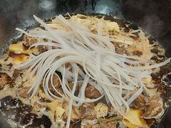 -边江铁锅炖鱼(振八街店)