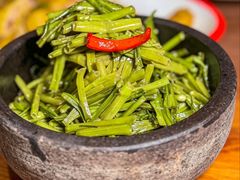 -转角·老弄堂上海菜(长寿路店)