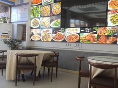 -壹阁胡羊焖饼(特色小吃街店)