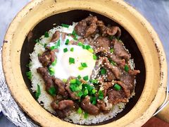窝蛋牛肉煲仔饭-红星光发煲仔饭(大石街店)