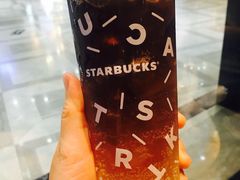 气炫冰山美式-星巴克(珠海摩尔百货店)