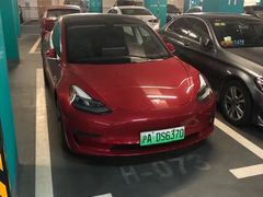 -TESLA 特斯拉(上海太古汇体验店)