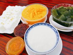 -周大娘牛乳(旧寨古村总店)