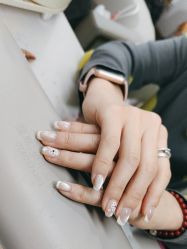 -瞧·享轻奢美甲美睫