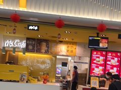 -麦当劳(深圳北站B2检票口楼上)