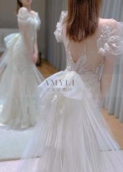 -艾米丽婚纱礼服