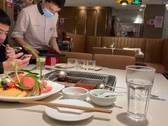 大堂-海底捞火锅鲜切牛肉主题店(长寿路店)