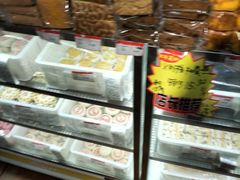 面包甜点陈列柜-百年义利(百万庄店)