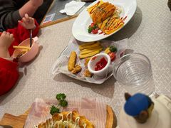 -菲滋意式休闲餐厅(北仑银泰城店)