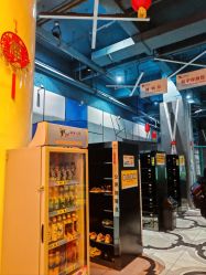 -反弹蹦床公园·亲子乐园·团建·派对(尚品奥莱店)