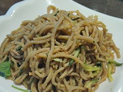 -东口码头·烧鸽子·鱼头泡饼·地方菜(金鹰悦城店)