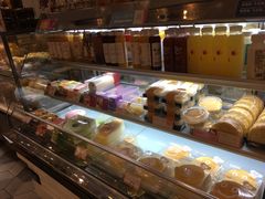 面包甜点陈列柜-BreadTalk面包新语·烘焙蛋糕(海岸城店)