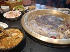 -沸炉重庆老火锅(军事博物馆店)