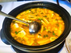 姬松茸菌炖豆腐-龙吟九品(青龙山庄店)