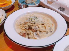 蘑菇芝士意大利粉-MR.ROCKY洛奇先生RESTAURANT&BAR(宝安壹方城店)