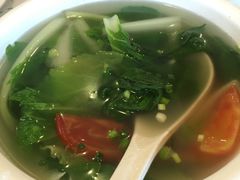 -兔行天下-鸿鹤鲜锅兔(中海国际店)