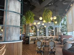 -Kub Kao Kub Pla (Terminal21)