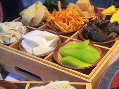-芈重山老火锅(广州首店)