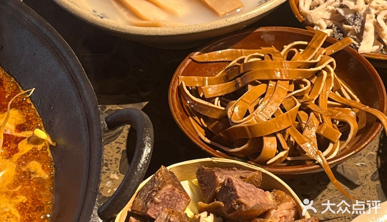 成都！我愿意吃无数次的社区火锅！味道超棒