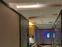 -金色印象·4K影院式足体养生(南坪桃源店)