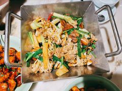 干锅花菜-弄堂里(西溪龙湖天街店)