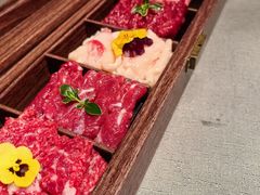 -左庭右院鲜牛肉火锅黑金店(陆家嘴中心店)