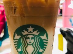 -星巴克(上海虹桥新天地二店)
