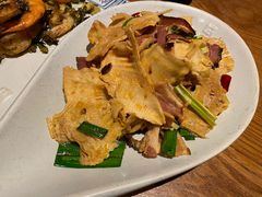 腊肉炒香笋-云海肴·汽锅鸡·云南菜(天山百盛优客店)