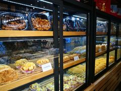 面包甜点陈列柜-法贝滋动物奶油蛋糕(广益哥伦布店)