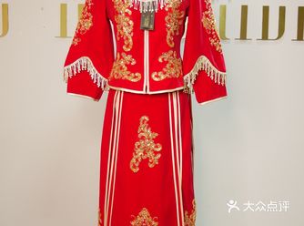 中式秀禾服备婚小姐妹看过来选择秀禾出嫁这款嫁衣是小爆