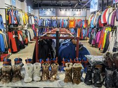 -4+2肆加贰雪具库(上庄店)