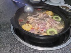 -野迹·石橄榄鸡·烧烤(新洲店)