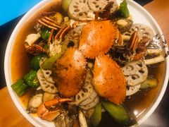 -臻鲜燕海鲜融合餐厅(金陵style店)