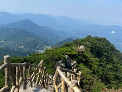 -罗田薄刀峰风景区