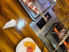 -哈尔滨小酒馆·鲜肉现穿自助烧烤(康新花园店)