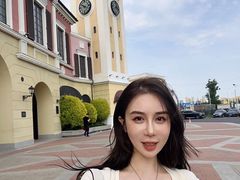 -枫叶小镇奥特莱斯