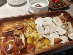 -芸山季·云南山珍菌火锅(宝能环球汇店)