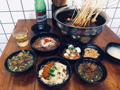 -瑞哦冷锅串串(汇融店)