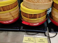 -上海浦东中心万枫酒店