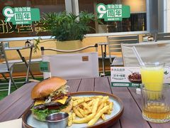 -龙治汉堡(中华城店)
